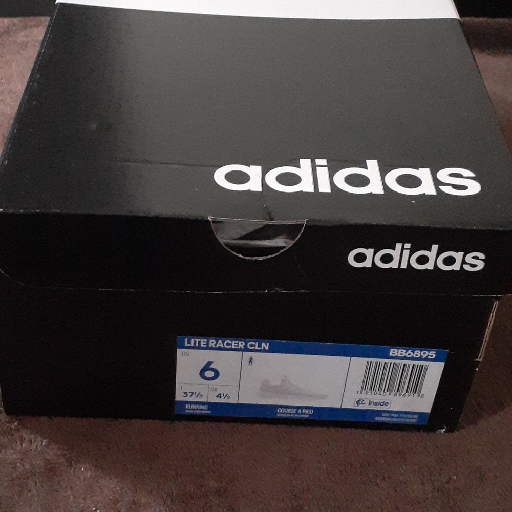 Addidas cloudfoam comfort
